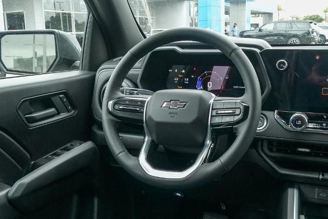 2025 Chevrolet Colorado Vehicle Photo in VENTURA, CA 93003-8585