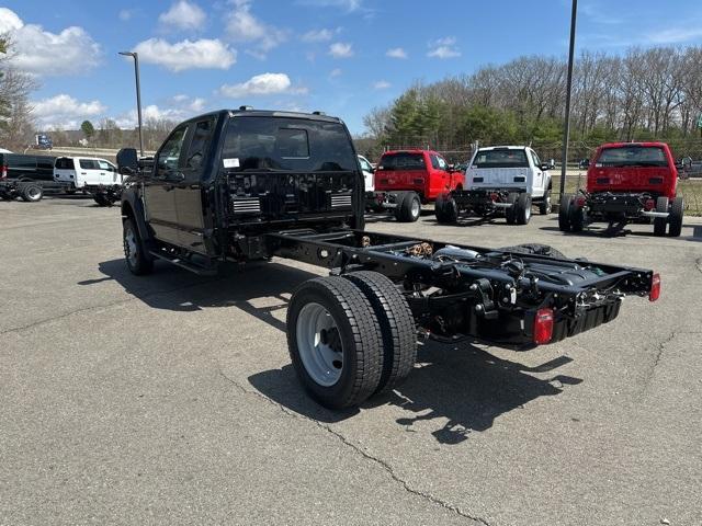 2025 Ford Super Duty F-550 DRW Vehicle Photo in Webster, MA 01570-1415