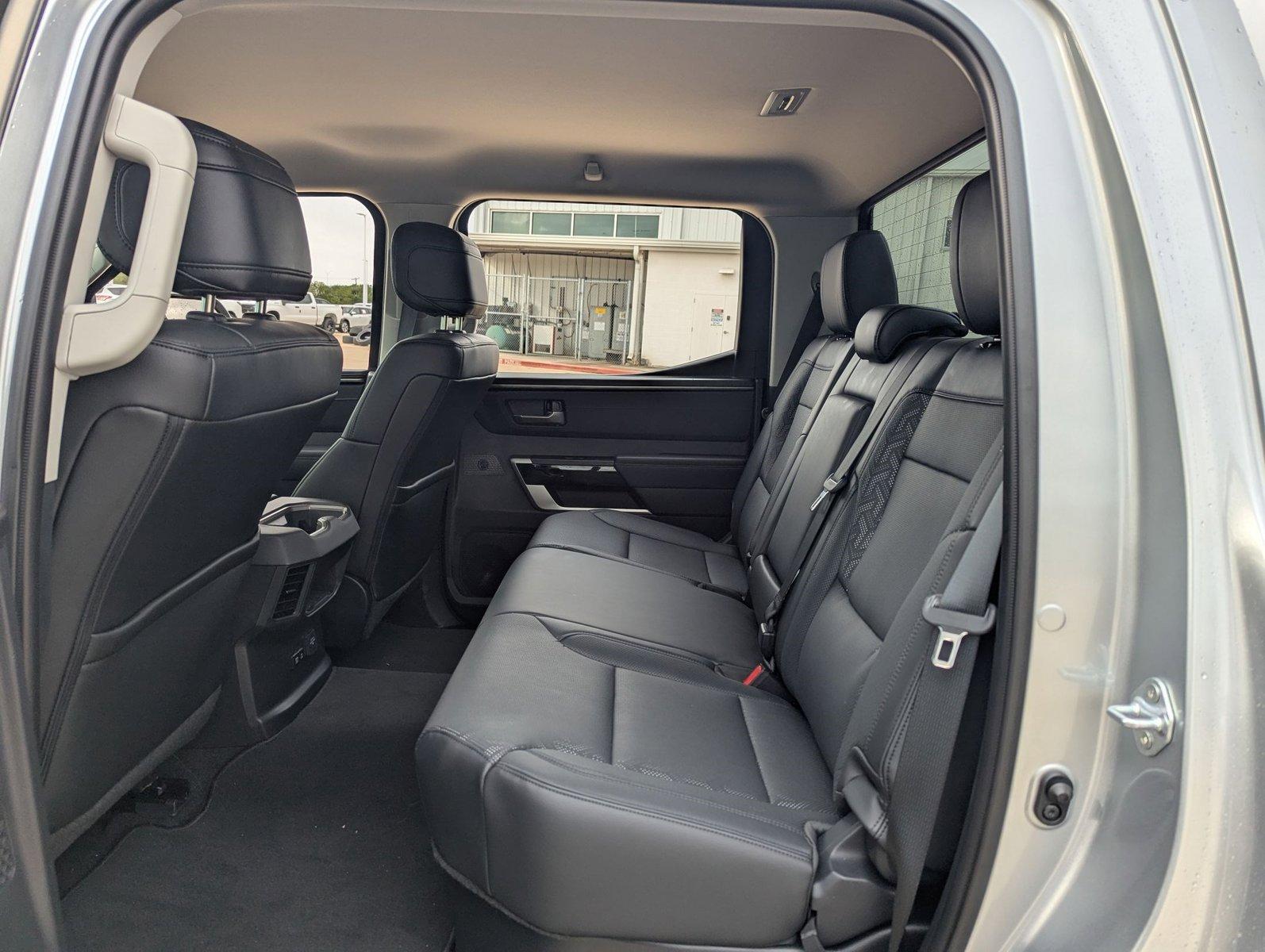 2024 Toyota Tundra 4WD Vehicle Photo in CORPUS CHRISTI, TX 78412-4902