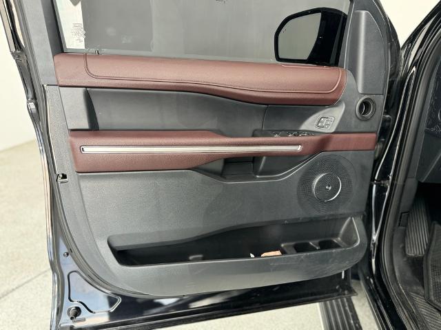 2022 Ford Expedition Max Vehicle Photo in Grapevine, TX 76051