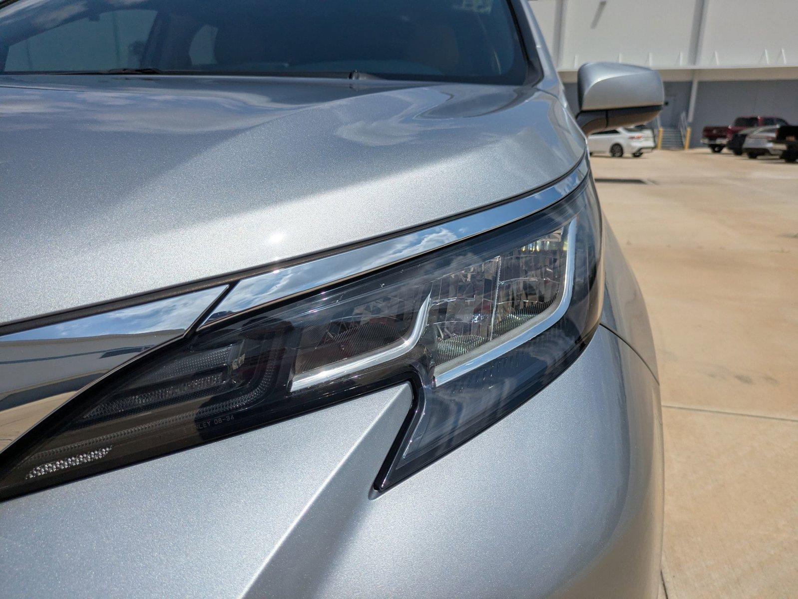 2023 Toyota Sienna Vehicle Photo in Winter Park, FL 32792