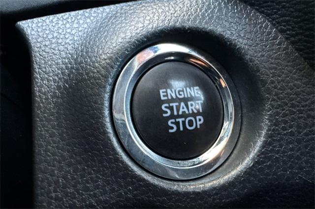 2022 Toyota RAV4 Vehicle Photo in ELK GROVE, CA 95757-8703