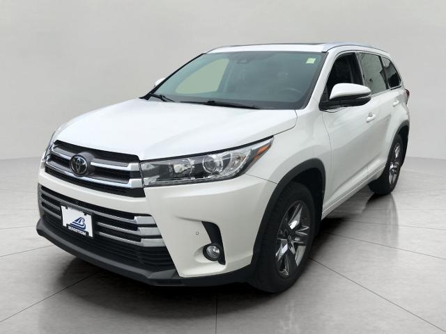 2018 Toyota Highlander Vehicle Photo in GREEN BAY, WI 54303-3330
