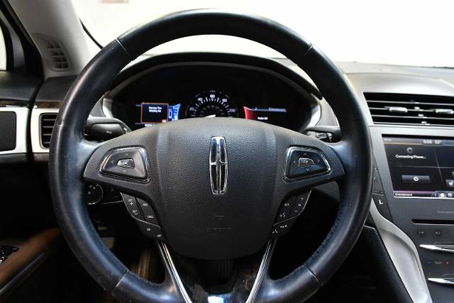 2016 Lincoln MKZ Vehicle Photo in DALLAS, TX 75235