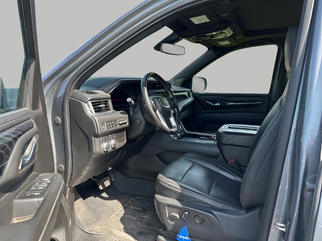 2022 GMC Yukon XL Vehicle Photo in MANITOWOC, WI 54220-5838