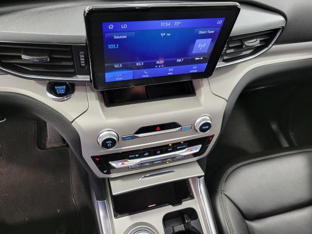 2024 Ford Explorer Vehicle Photo in Neenah, WI 54956