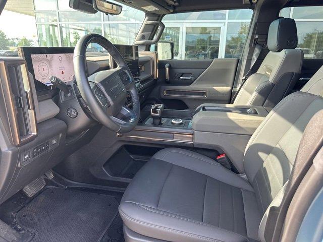 2024 GMC HUMMER EV SUV Vehicle Photo in BENTONVILLE, AR 72712-4322