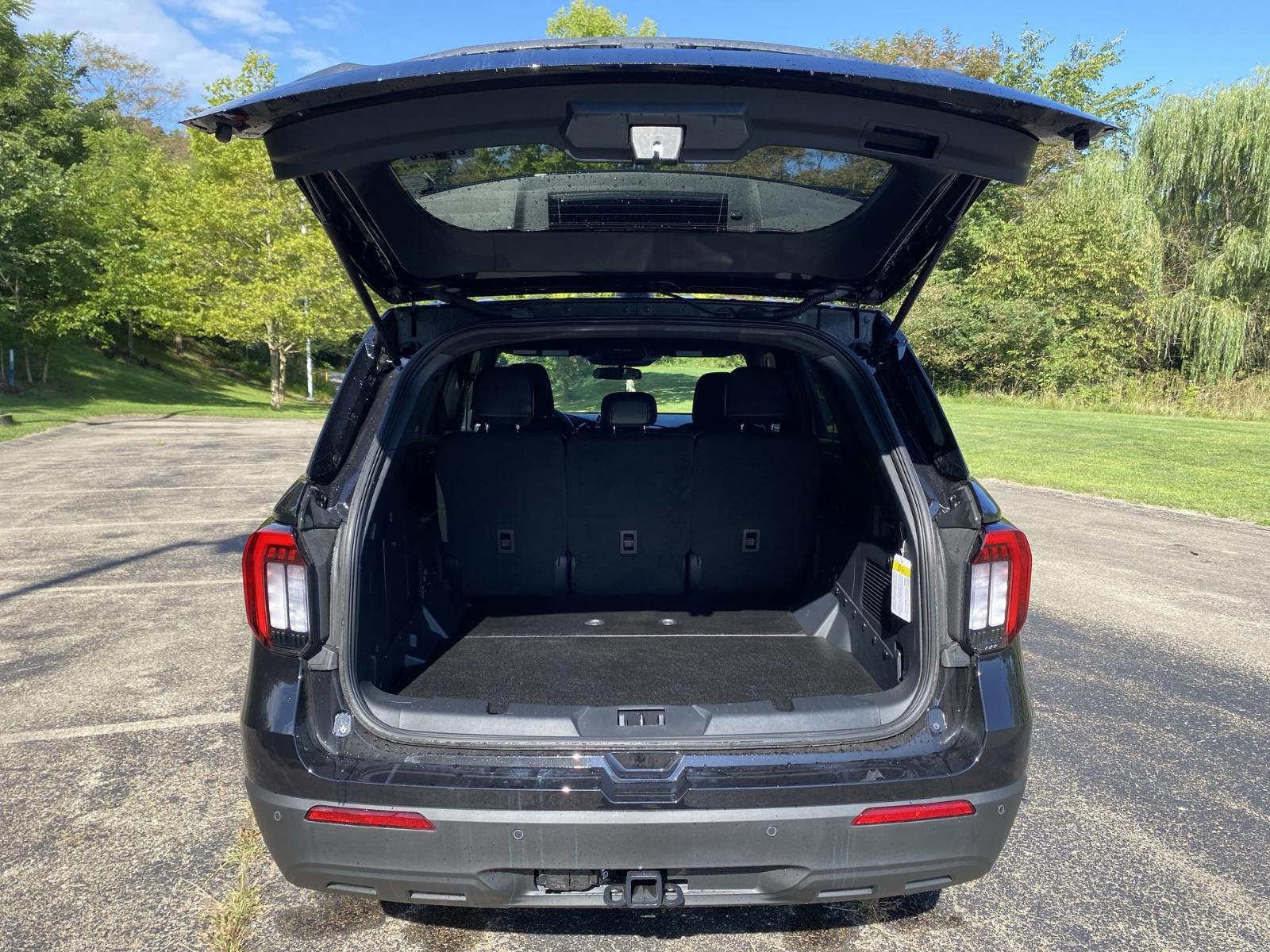 2025 Ford Police Interceptor Utility Vehicle Photo in Belle Vernon, PA 15012