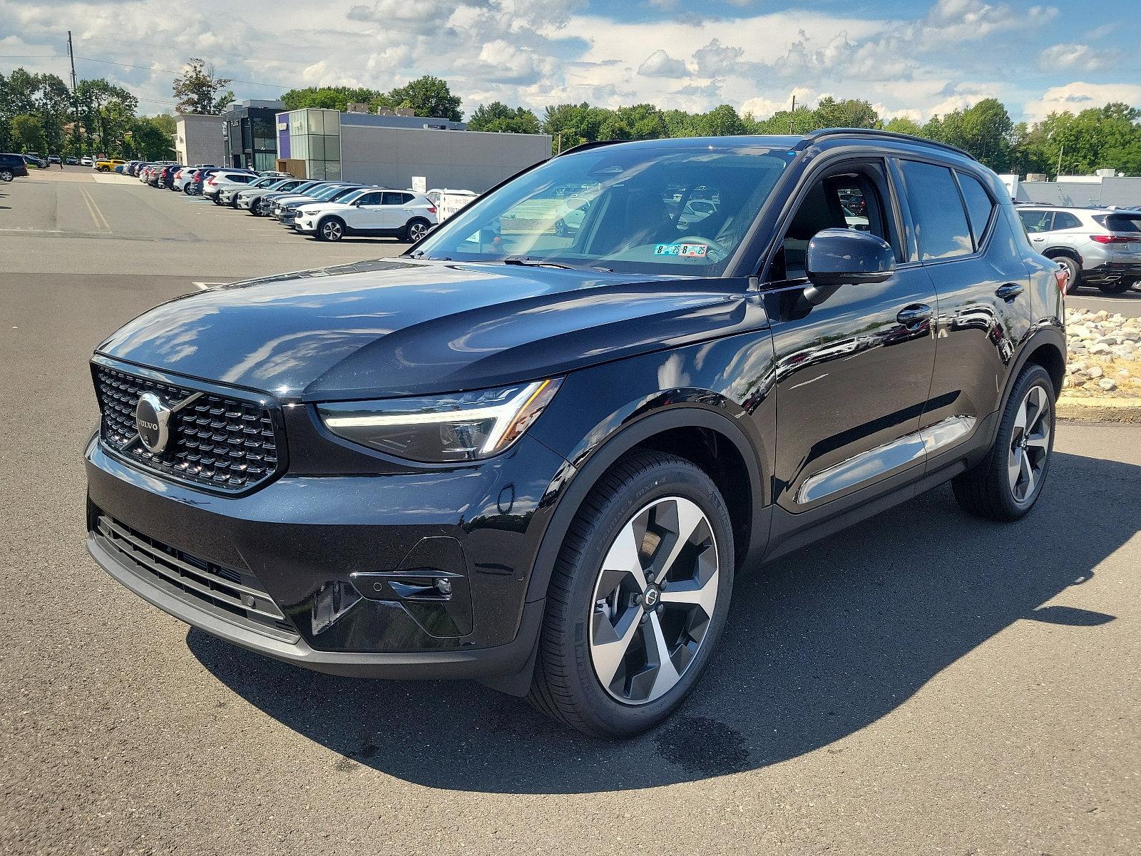 2025 Volvo XC40 Vehicle Photo in Trevose, PA 19053