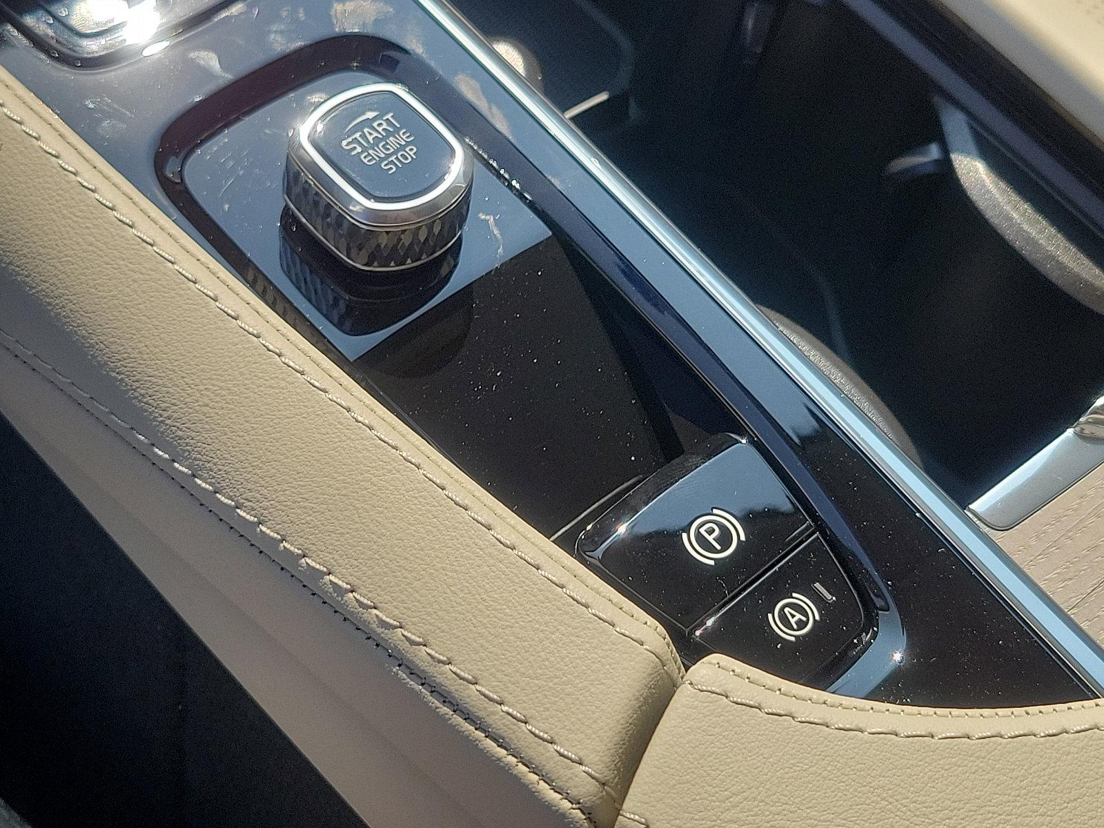 2025 Volvo XC90 Vehicle Photo in Trevose, PA 19053