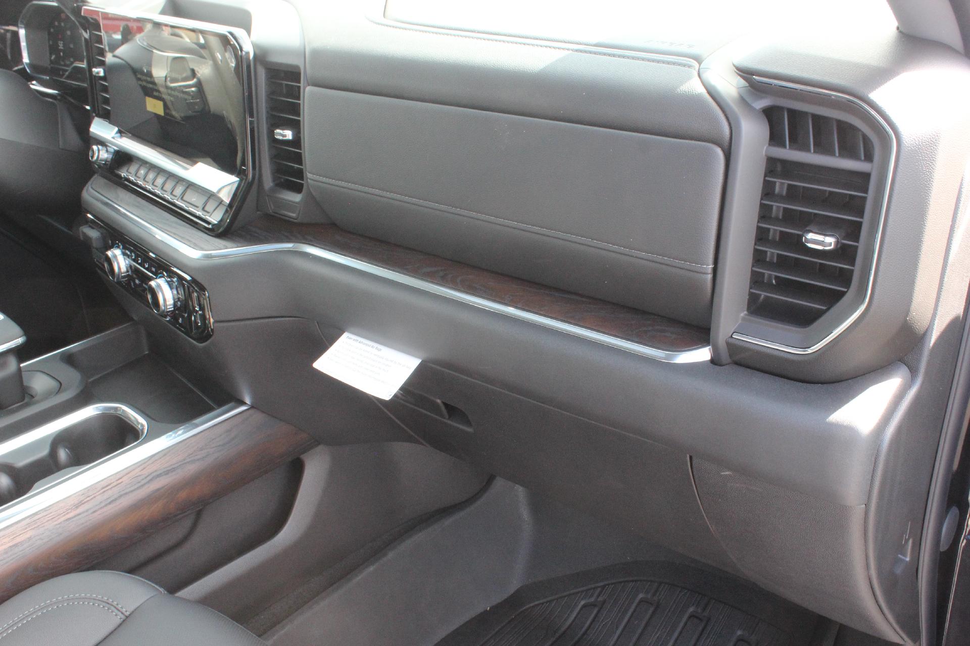 2025 GMC Sierra 1500 Vehicle Photo in AURORA, CO 80012-4011
