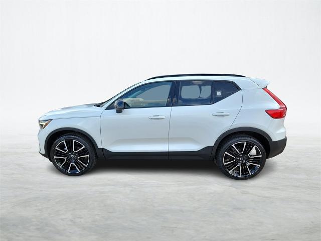 2024 Volvo XC40 Vehicle Photo in Houston, TX 77007