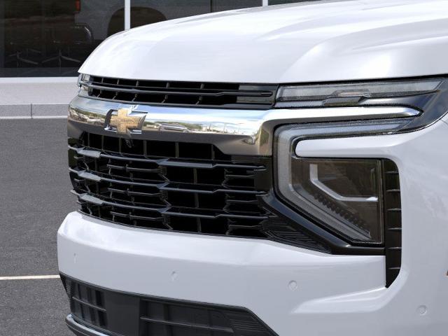 2025 Chevrolet Suburban Vehicle Photo in TOPEKA, KS 66609-0000