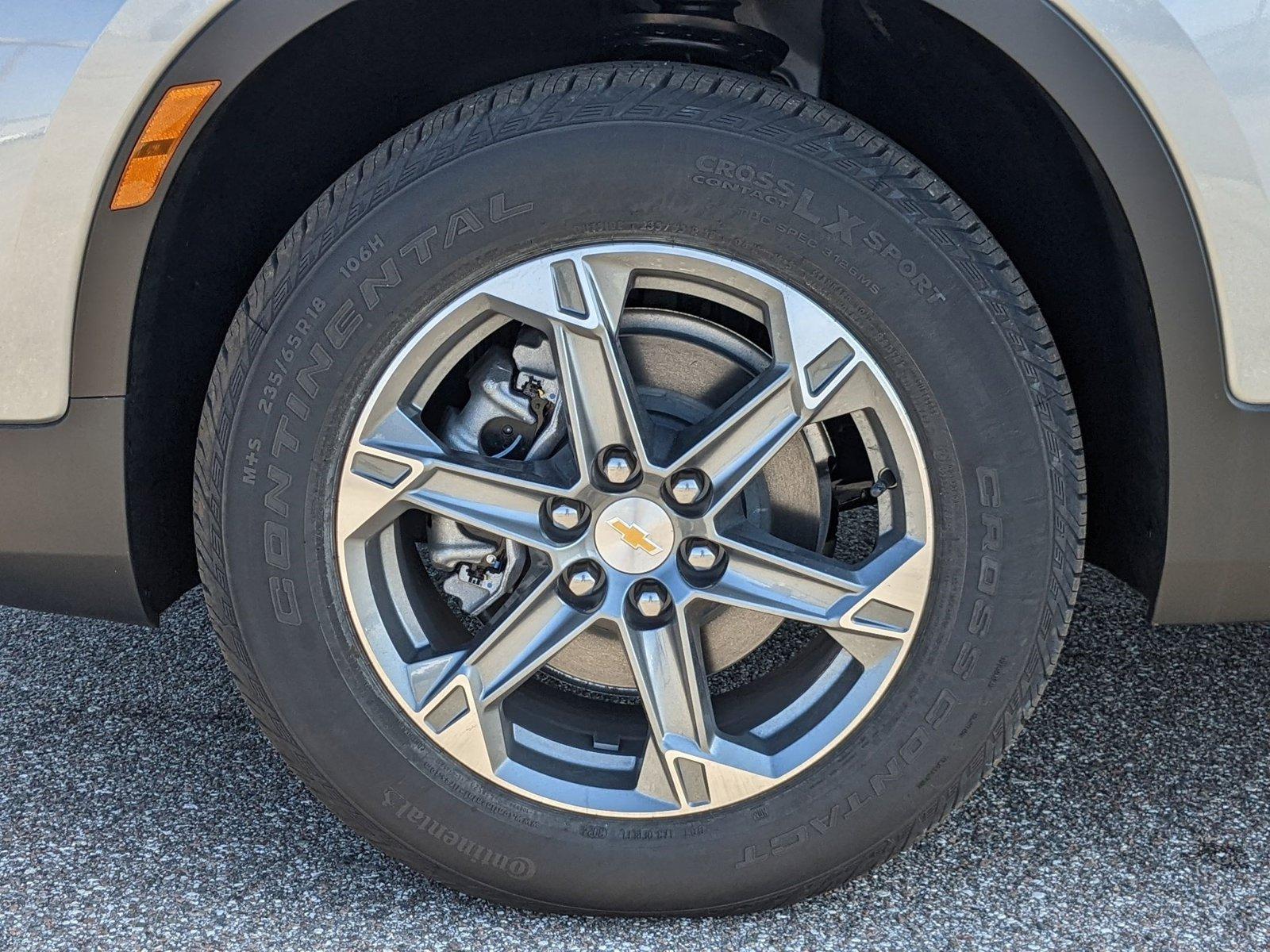 2025 Chevrolet Blazer Vehicle Photo in PEMBROKE PINES, FL 33024-6534