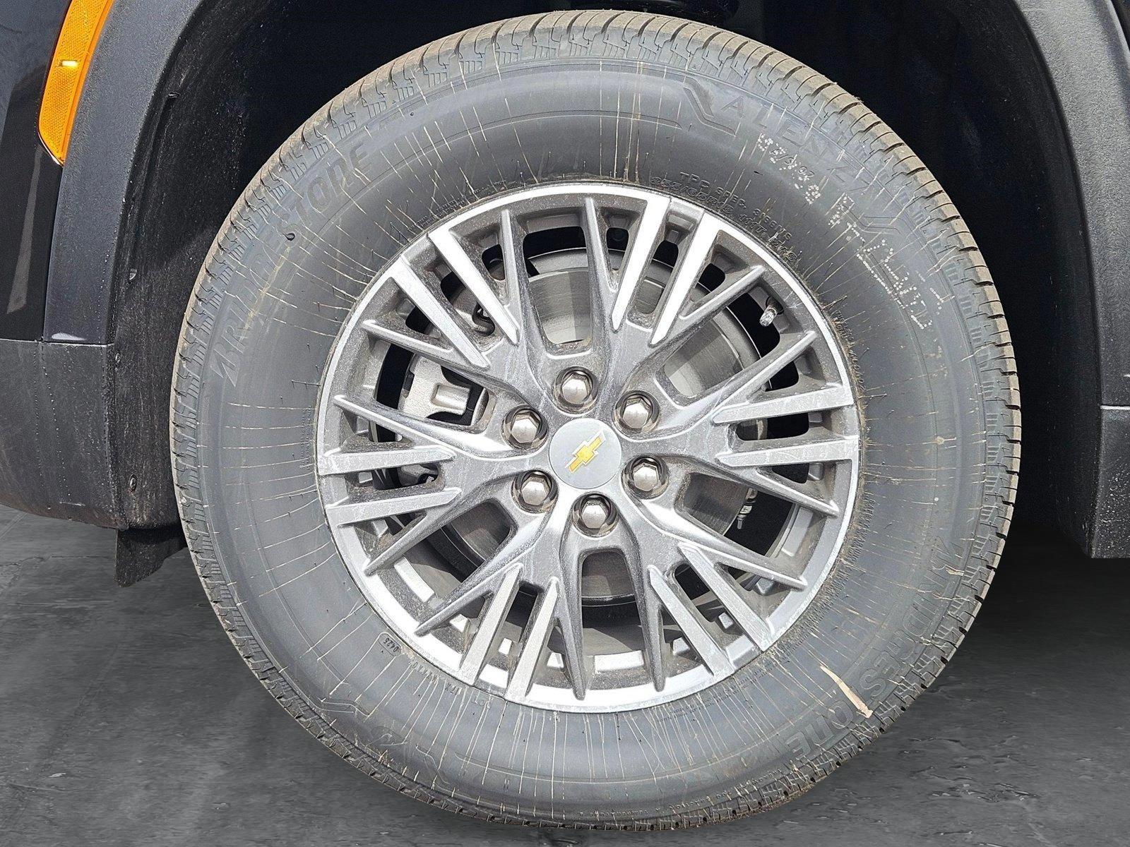 2025 Chevrolet Traverse Vehicle Photo in PEORIA, AZ 85382-3715