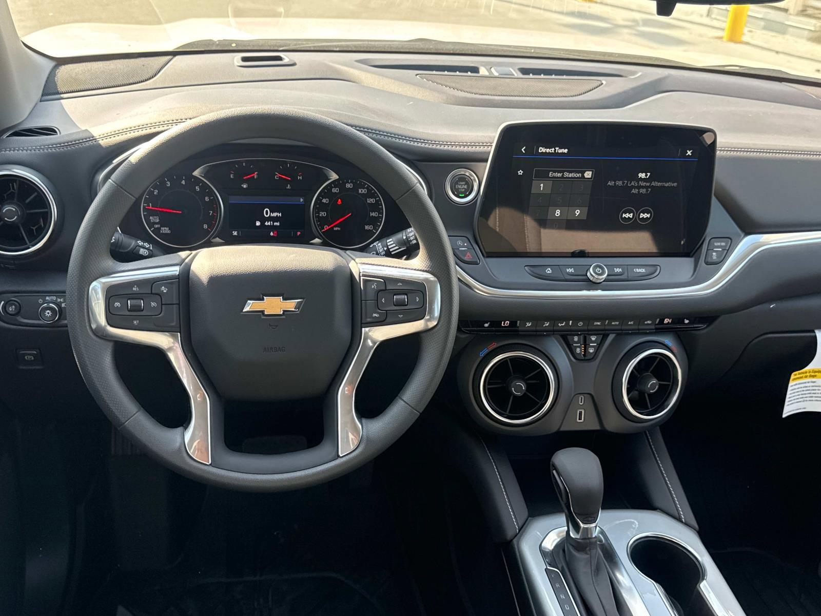 2025 Chevrolet Blazer Vehicle Photo in LOS ANGELES, CA 90007-3794