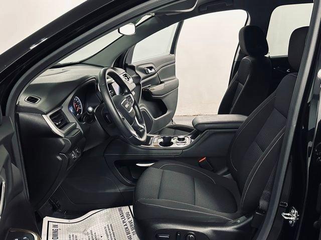 2023 GMC Acadia Vehicle Photo in MEDINA, OH 44256-9631
