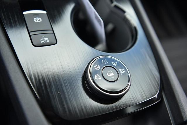 2025 Nissan Rogue Vehicle Photo in Ballwin, MO 63011