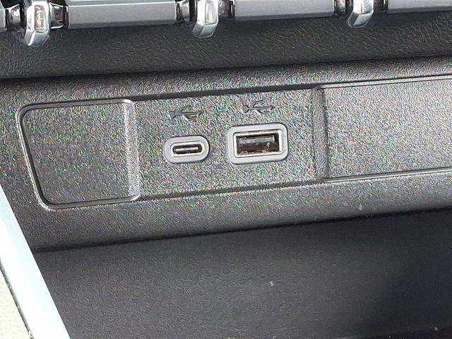 2024 Chevrolet Colorado Vehicle Photo in DANBURY, CT 06810-5034