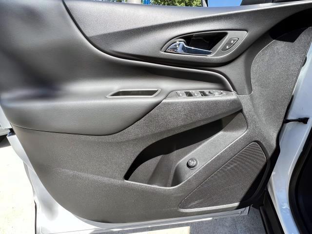 2022 Chevrolet Equinox Vehicle Photo in Roslyn, NY 11576