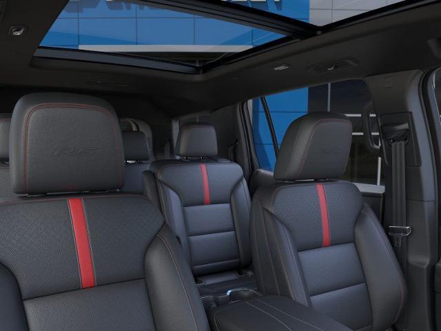 2025 Chevrolet Traverse Vehicle Photo in Roslyn, NY 11576