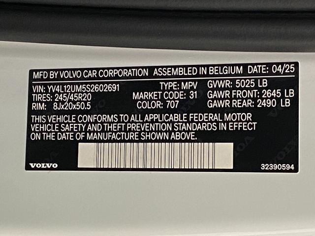 2025 Volvo XC40 Vehicle Photo in Appleton, WI 54913