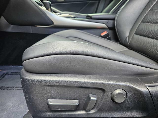 2020 Lexus IS 350 Vehicle Photo in FORT WORTH, TX 76132