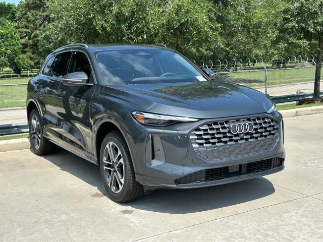 2025 Audi Q5 Vehicle Photo in HOUSTON, TX 77090