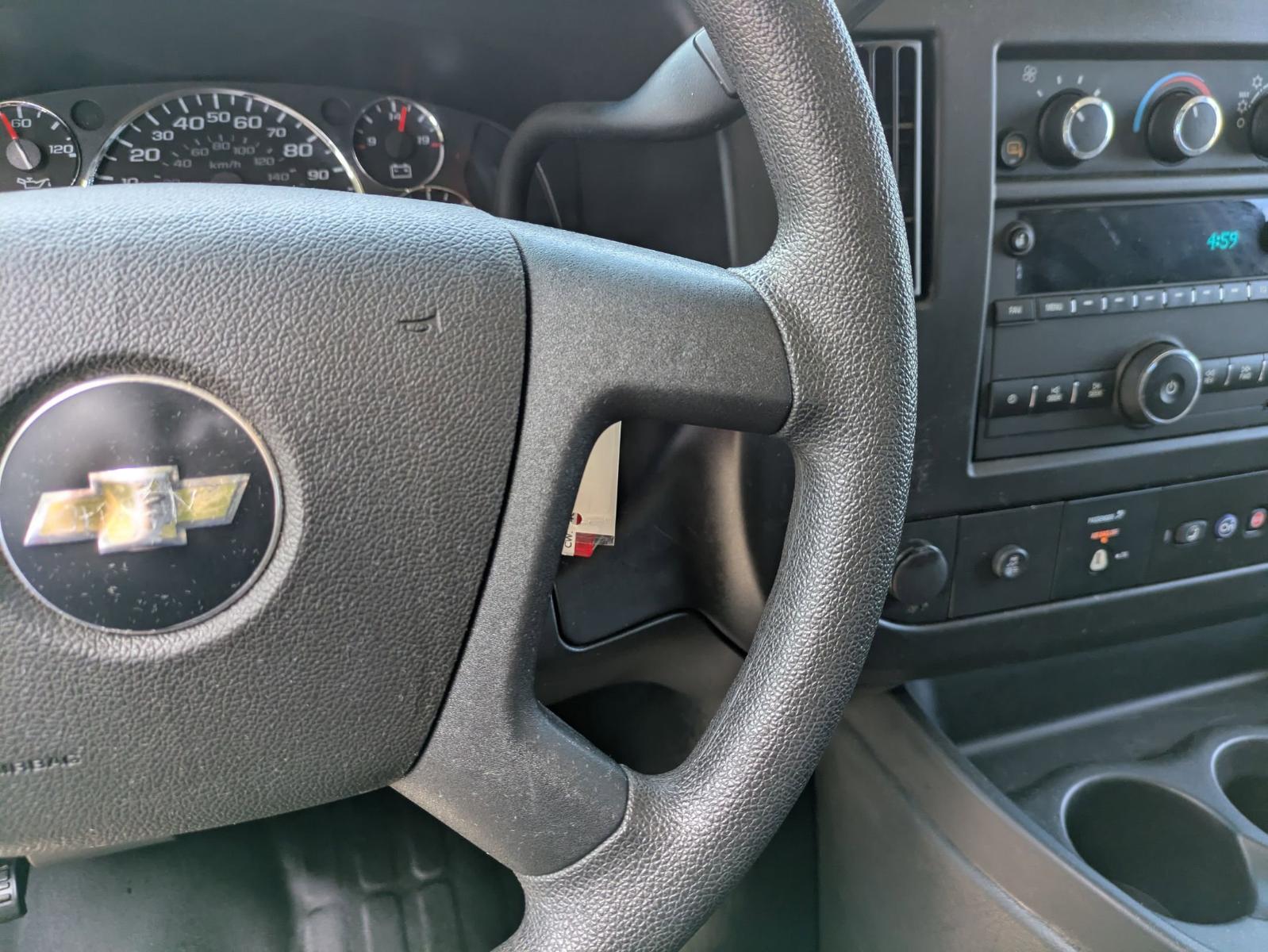 2023 Chevrolet Express Cargo 2500 Vehicle Photo in SELMA, TX 78154-1460