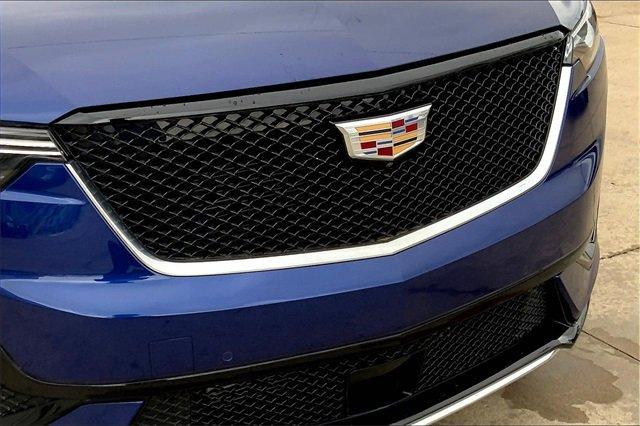 2023 Cadillac XT6 Vehicle Photo in TOPEKA, KS 66609-0000