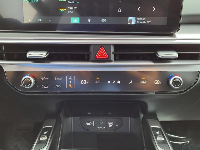2025 Kia Sorento Vehicle Photo in Oshkosh, WI 54904