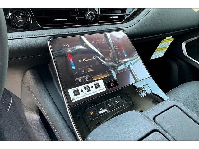 2025 INFINITI QX80 Vehicle Photo in San Antonio, TX 78230