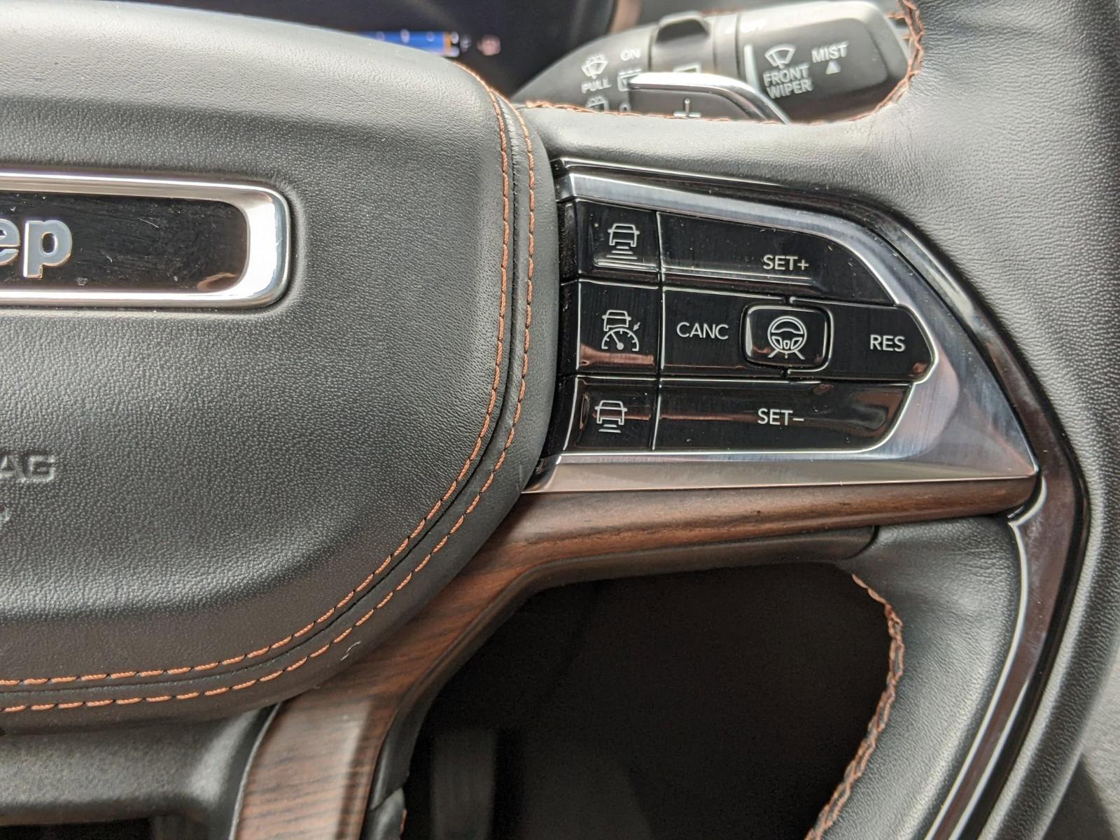 2022 Jeep Grand Cherokee Vehicle Photo in Seguin, TX 78155