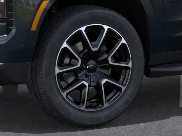 2025 Chevrolet Suburban Vehicle Photo in PUYALLUP, WA 98371-4149