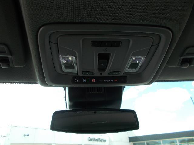 2025 GMC Sierra 2500 HD Vehicle Photo in LOWELL, MA 01852-4336