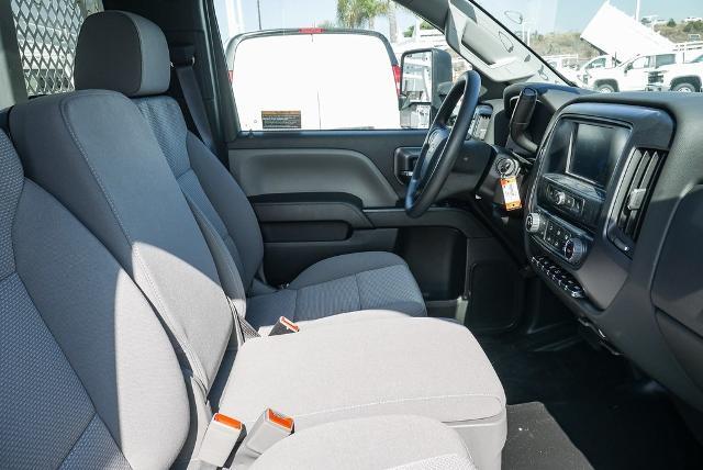 2023 Chevrolet Silverado Chassis Cab Vehicle Photo in VENTURA, CA 93003-8585