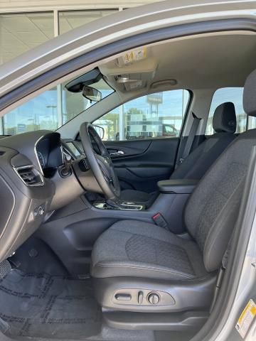 2024 Chevrolet Equinox Vehicle Photo in MANHATTAN, KS 66502-5036