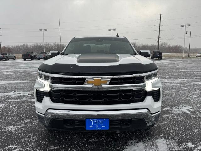 Used 2024 Chevrolet Silverado 1500 LT with VIN 1GCPDKEK2RZ117712 for sale in Portage, WI