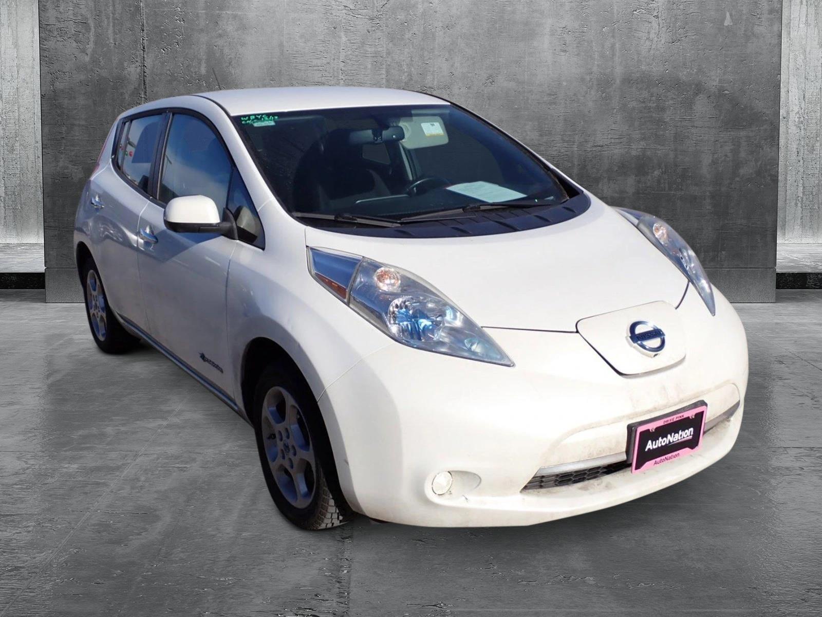 2013 Nissan LEAF Vehicle Photo in DENVER, CO 80221-3610