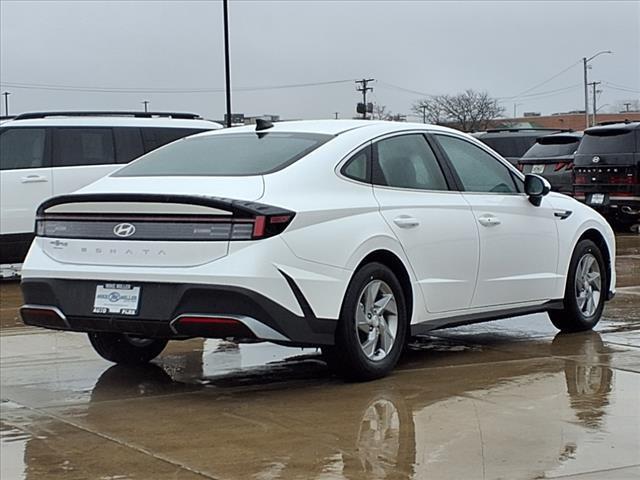 2025 Hyundai SONATA Vehicle Photo in Peoria, IL 61615