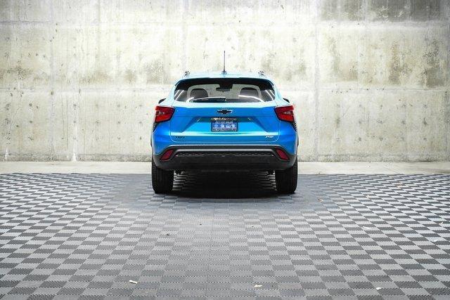 2025 Chevrolet Trax Vehicle Photo in EVERETT, WA 98203-5662