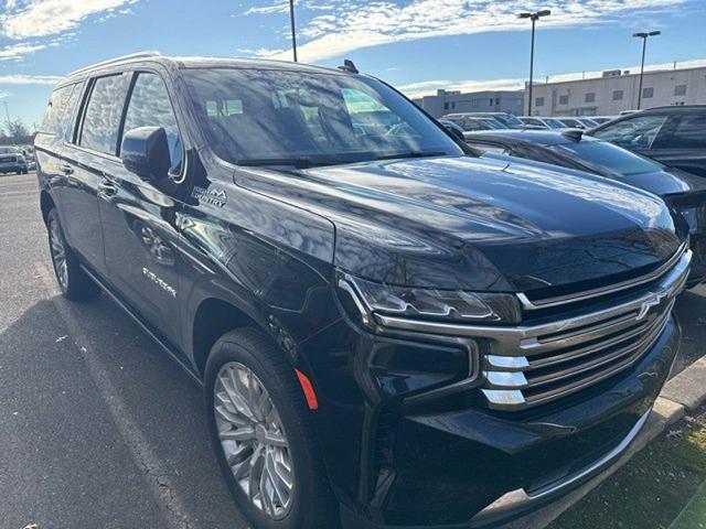 2023 Chevrolet Suburban Vehicle Photo in TREVOSE, PA 19053-4984