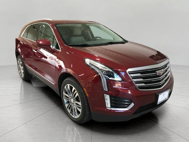 2017 Cadillac XT5 Vehicle Photo in GREEN BAY, WI 54303-3330