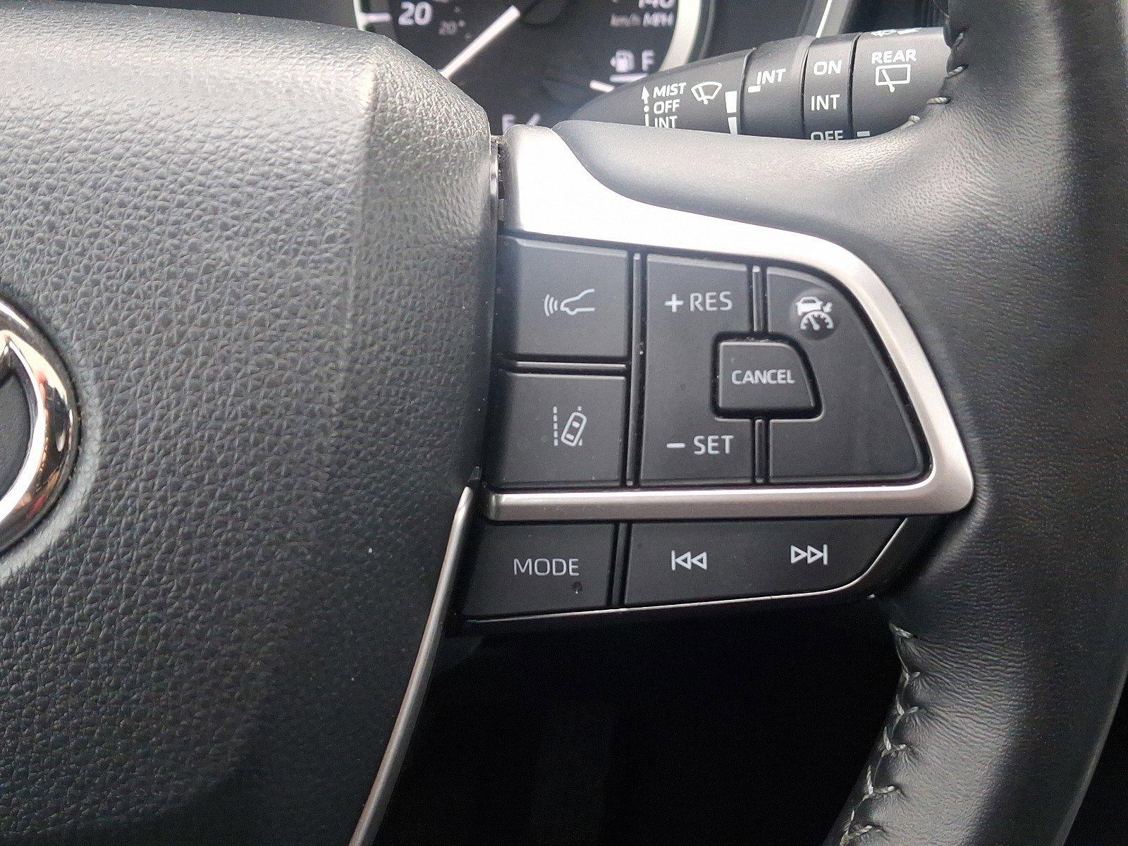 2023 Toyota Highlander Vehicle Photo in Harrisburg, PA 17111