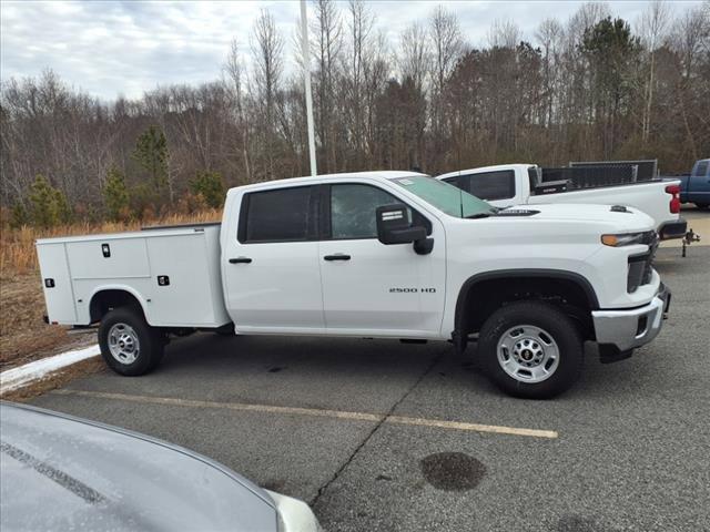 2024 Chevrolet Silverado 2500 HD Vehicle Photo in EMPORIA, VA 23847-1235