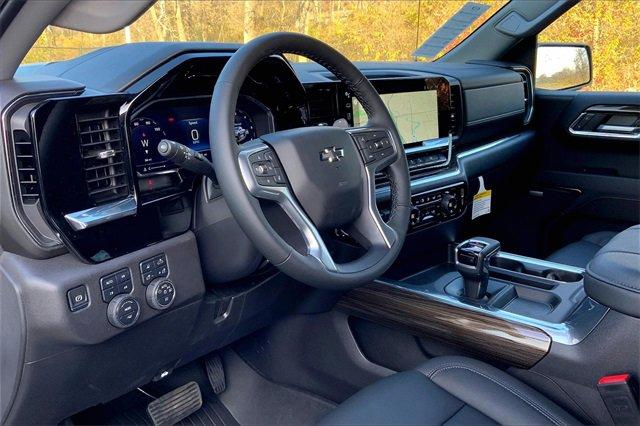 2024 Chevrolet Silverado 1500 Vehicle Photo in TOPEKA, KS 66609-0000