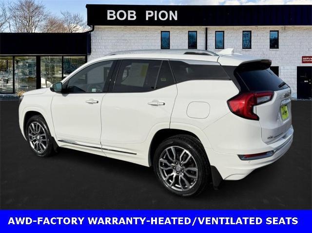 2022 GMC Terrain Vehicle Photo in CHICOPEE, MA 01020-5001