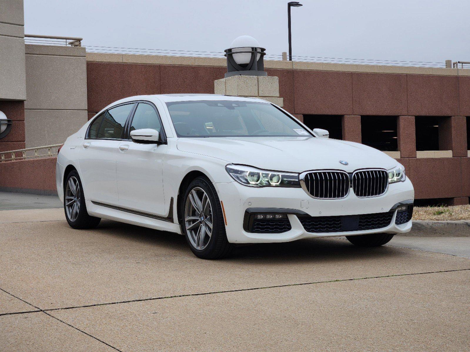 2017 BMW 740i Vehicle Photo in PLANO, TX 75024