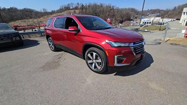 2022 Chevrolet Traverse Vehicle Photo in Pleasant Hills, PA 15236