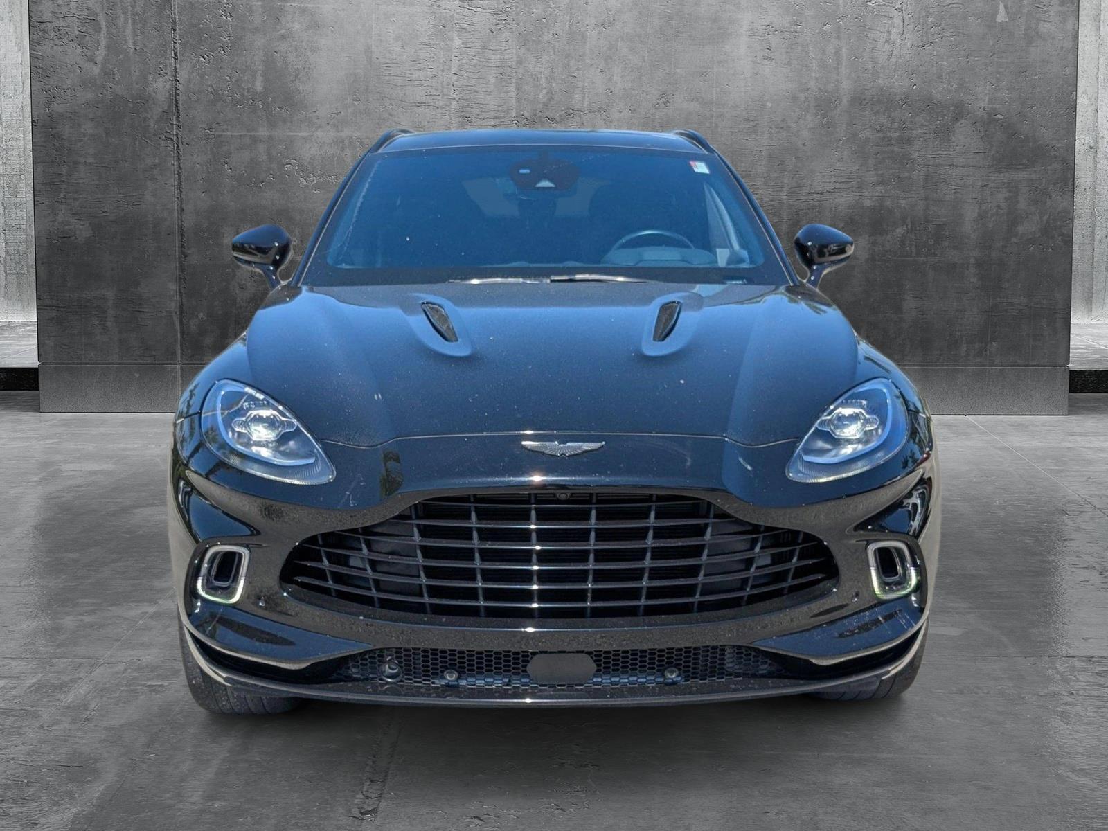 2022 Aston Martin DBX Vehicle Photo in Miami, FL 33169